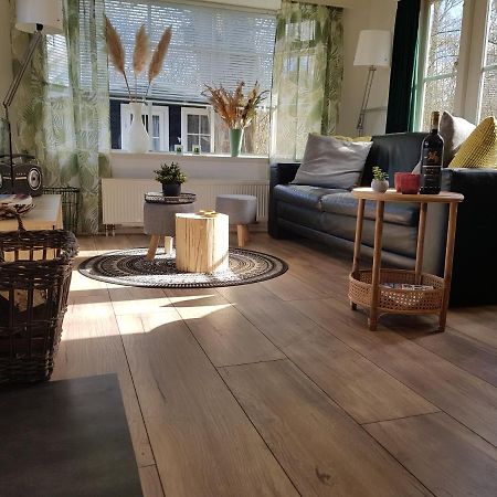 Chalet 2 Pers Met Hottub - Aan De Bosrand - Ijsselmeer - Gaasterland - Bos Рейс Экстерьер фото