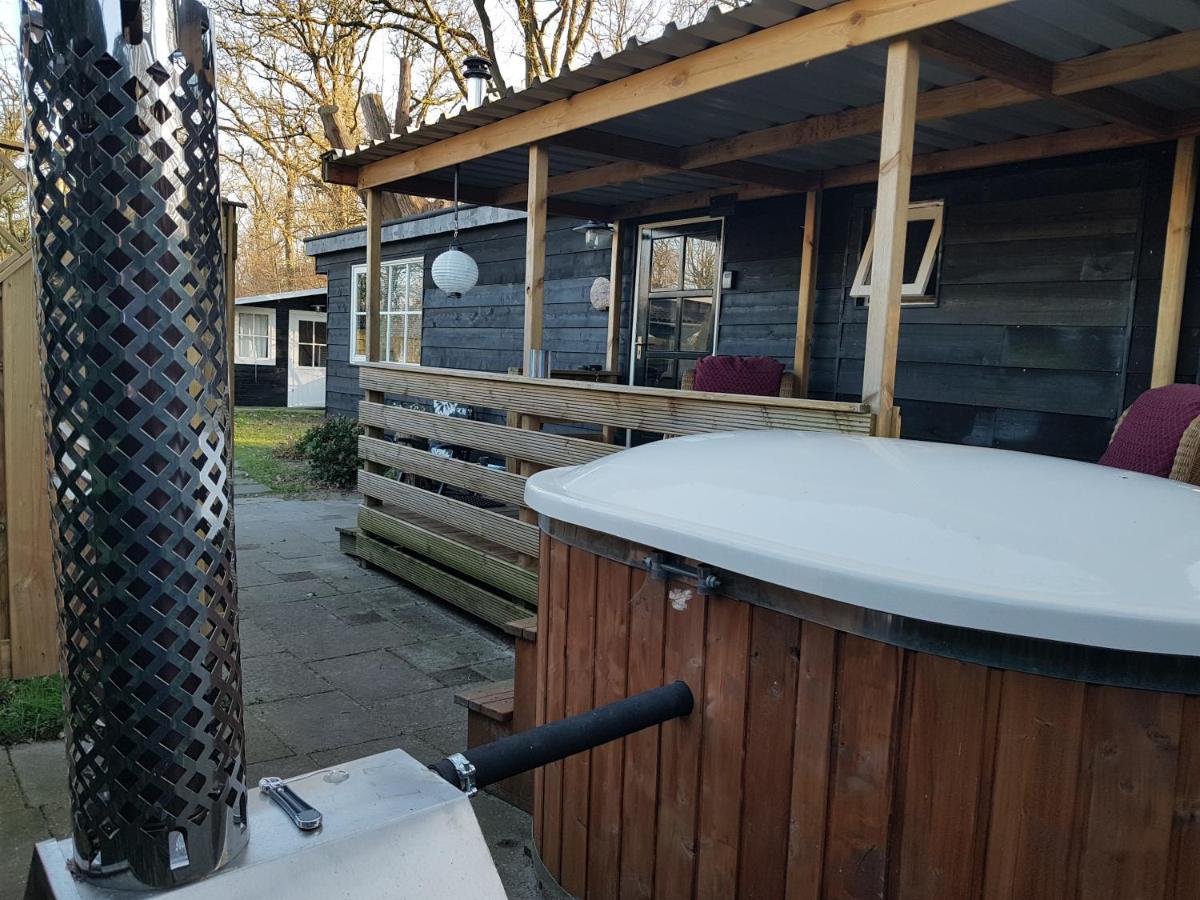Chalet 2 Pers Met Hottub - Aan De Bosrand - Ijsselmeer - Gaasterland - Bos Рейс Экстерьер фото